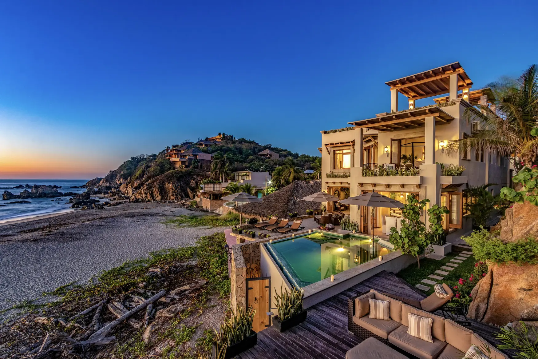 Villa Escondida Oceanfront Property Huatulco